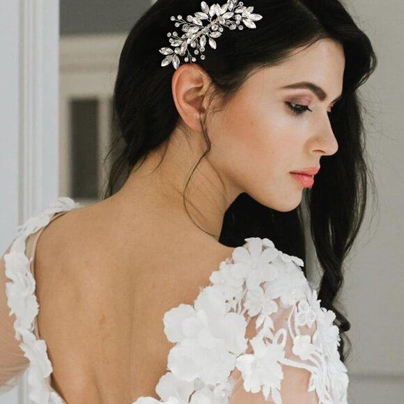 Bride Silver Wedding Comb with Crystal Rhinestone Bridal Sparkly Gem Piece for W - Picture 3 of 8